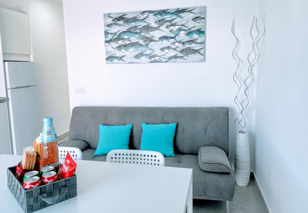 Blue Island Pool View & Wi-fi By Irent Fuerteventura Appartement